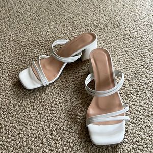 Shein low white heel/sandals